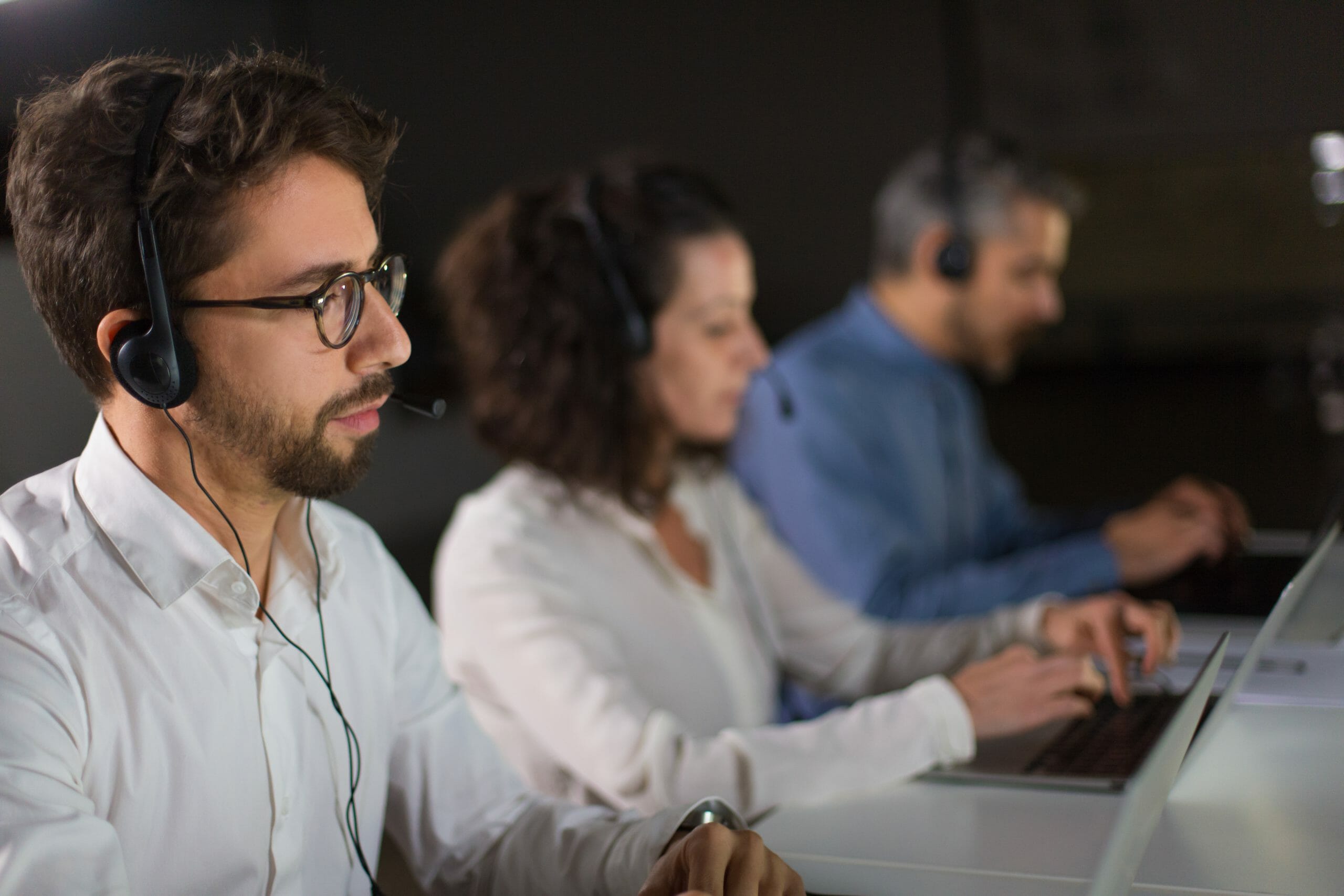 QUELS SONT LES AVANTAGES DU TÉLÉMARKETING PAR LE BIAIS D’UN CENTRE D’APPELS ?